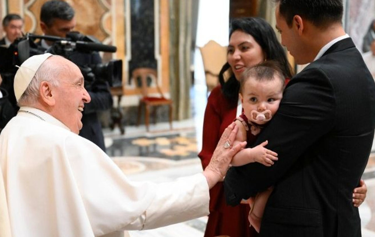 El Papa Una familia que no dialoga es una familia muerta